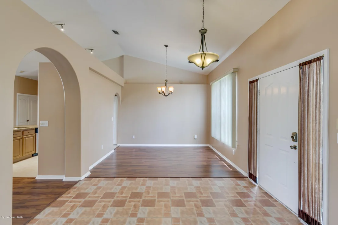 Photo of 722 Falls Creek Drive