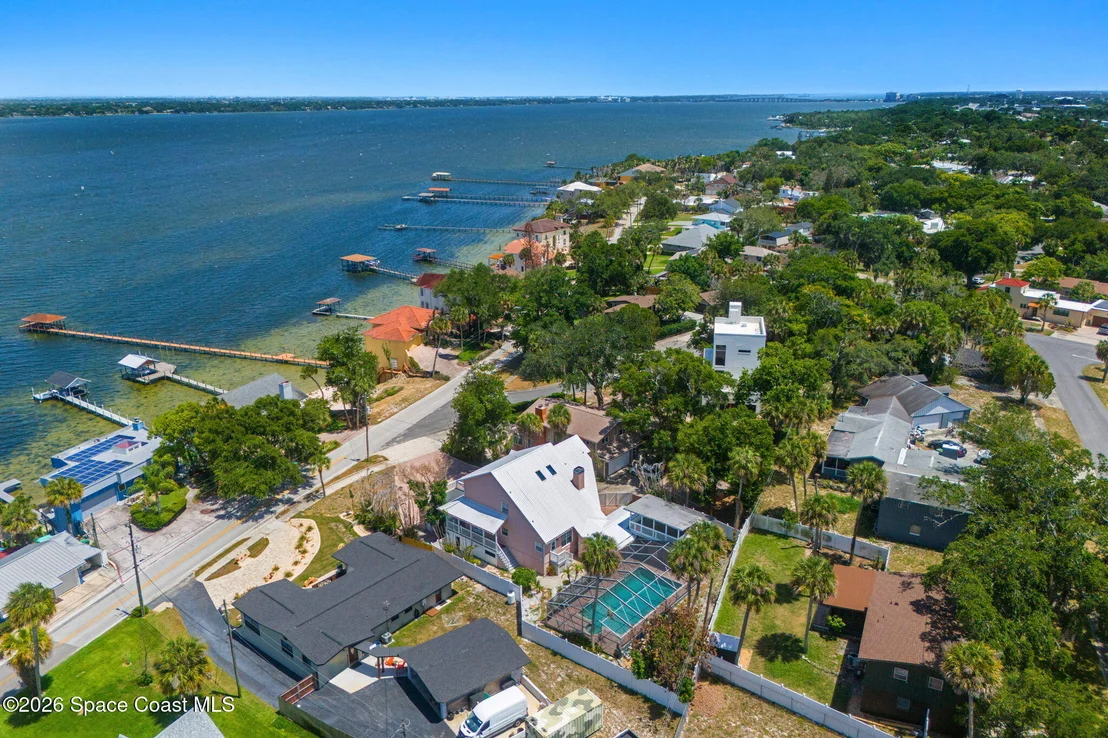 Photo of 2705 N Indian River Drive