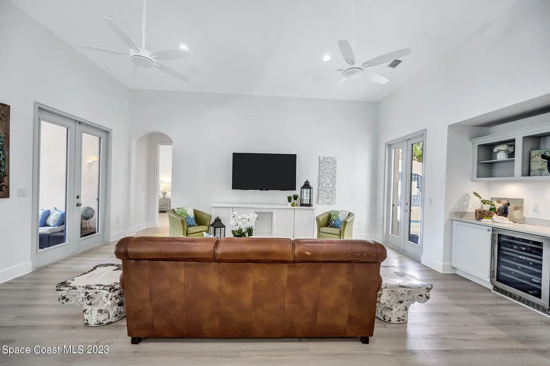 Photo of 184 Whaler Drive