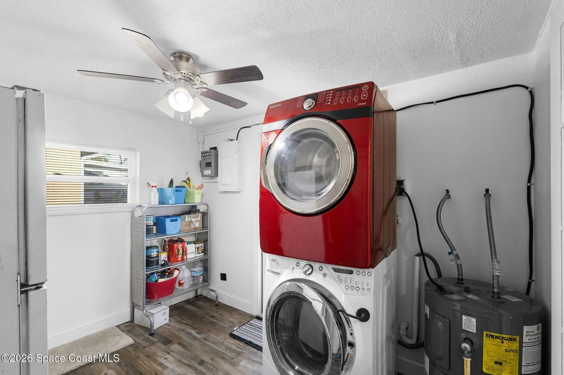 Photo of 727 Clarke Avenue
