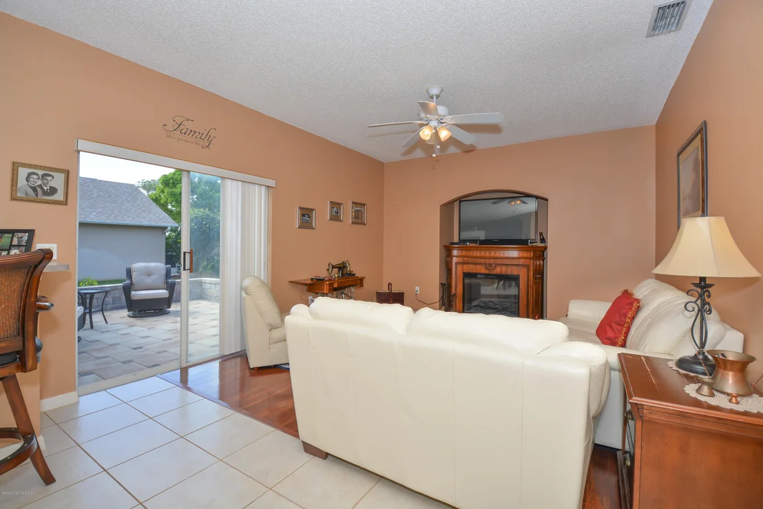 Photo of 725 Falls Creek Drive