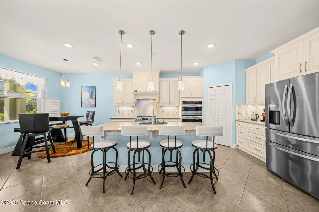 Photo of 4610 Leo Lane