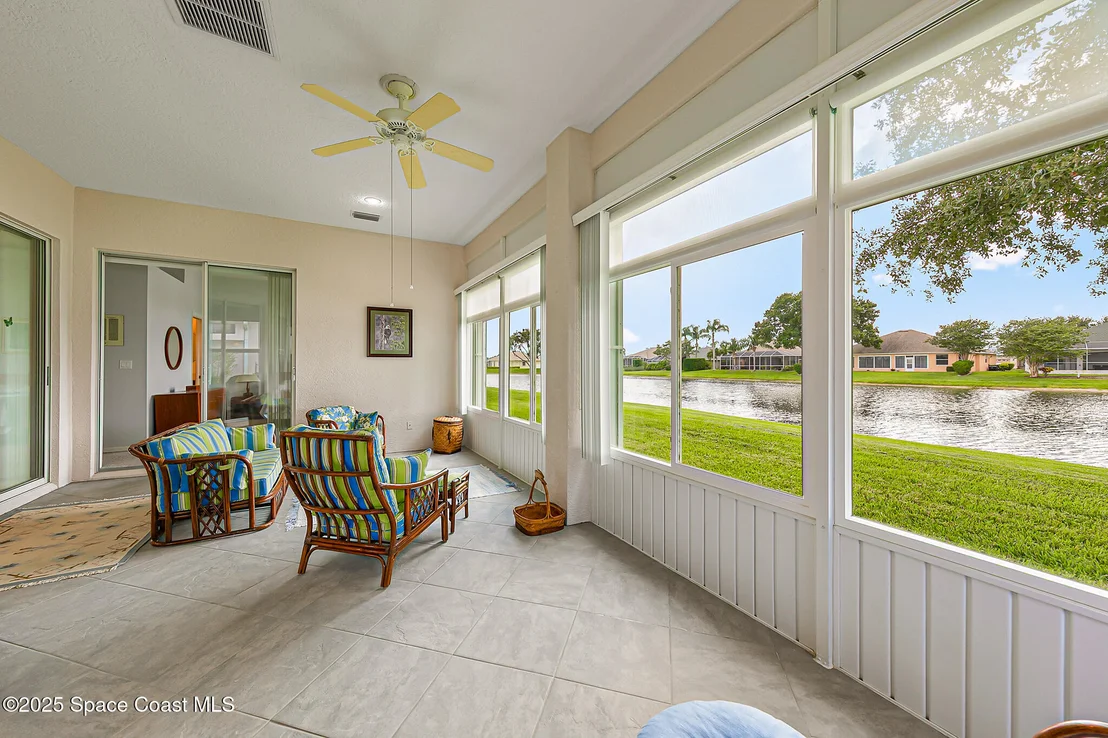 Photo of 2596 Addington Circle
