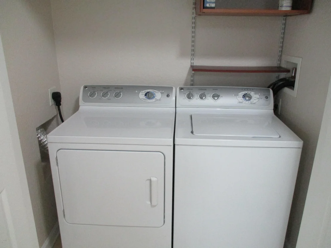 Photo of Unit 404 at 3848 Lexmark Lane