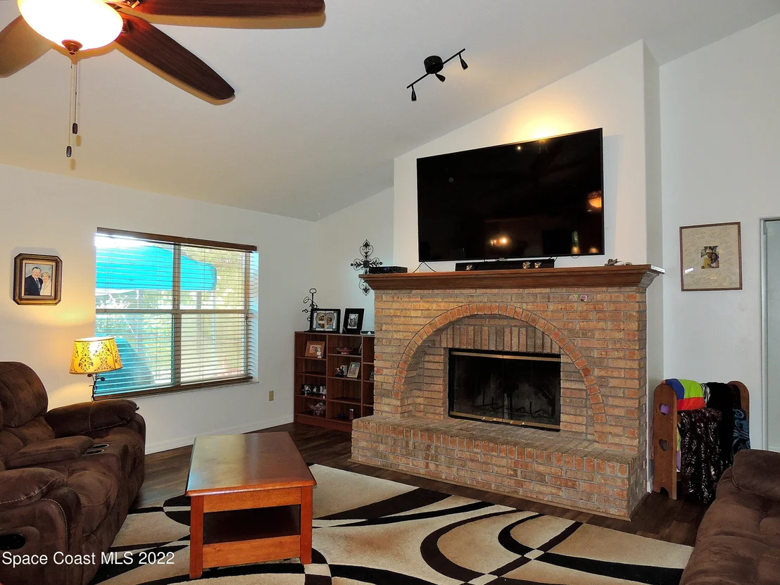 Photo of 2473 Harlock Road