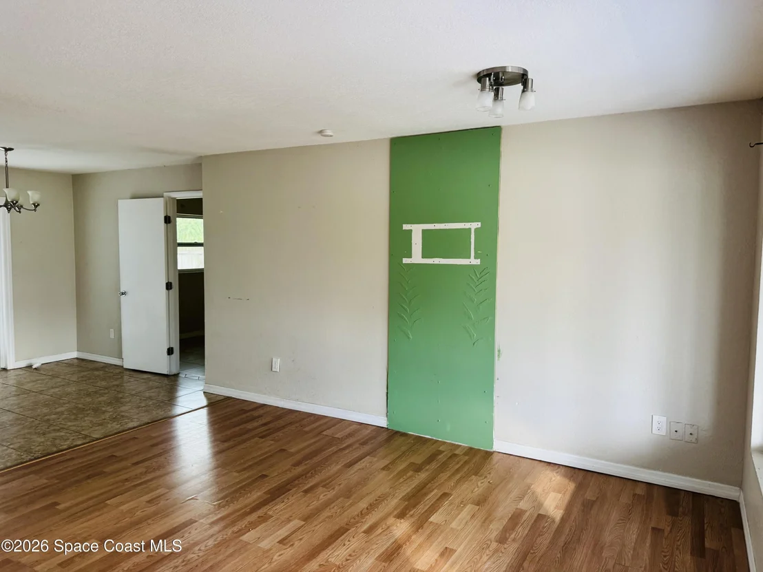 Photo of 969 Burn Drive NE