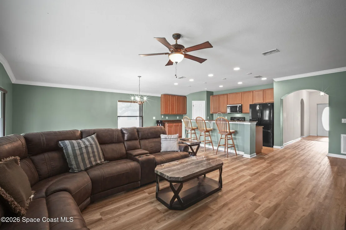 Photo of 345 Dryden Circle