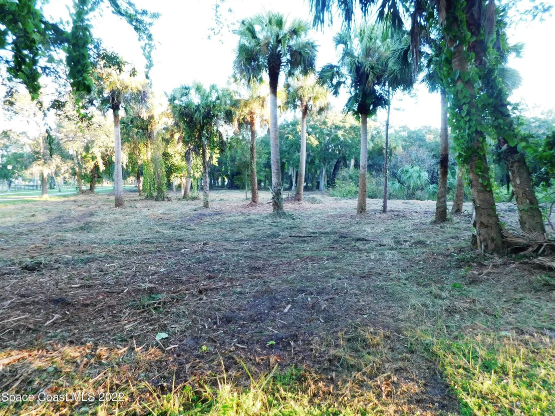 Photo of 3535 Hield Road