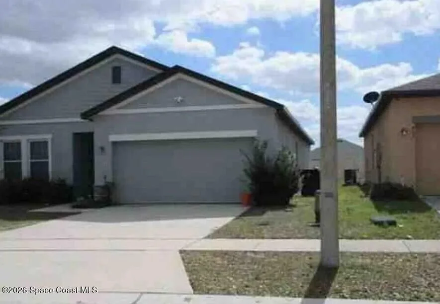 Photo of 411 Eaglecrest Drive