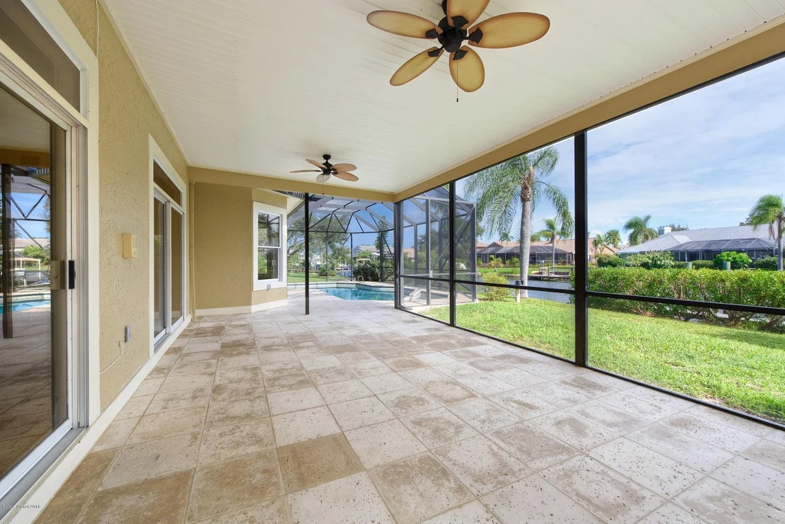 Photo of 545 Lanternback Island Drive