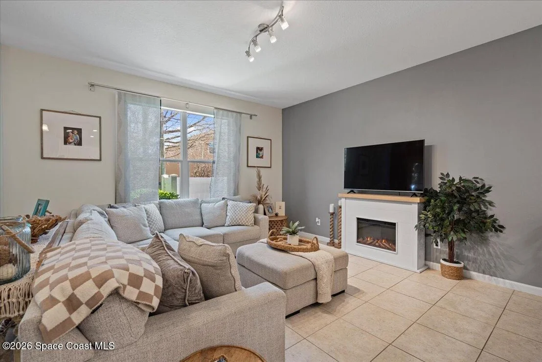 Photo of Unit 39 at 3271 Titanic Circle