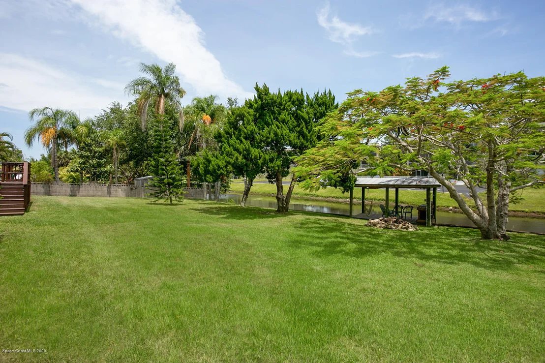 Photo of 1221 Rivermont Drive