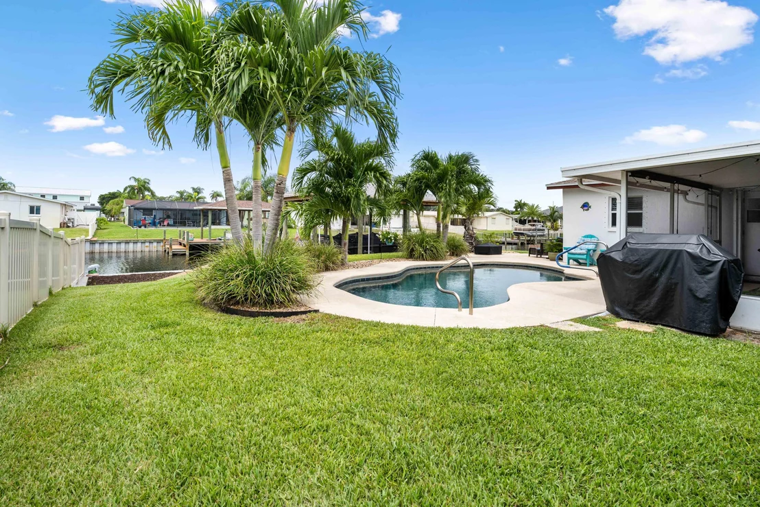 Photo of 420 Sparrow Drive
