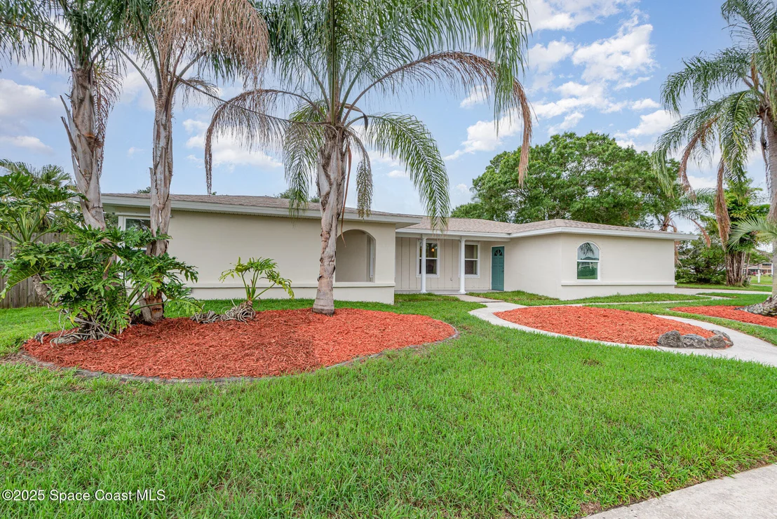 Photo of 957 Waialae Circle NE