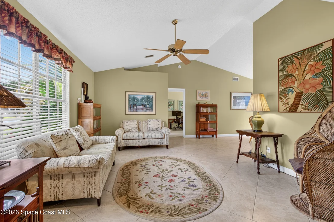 Photo of 621 Seven Gables Circle SE