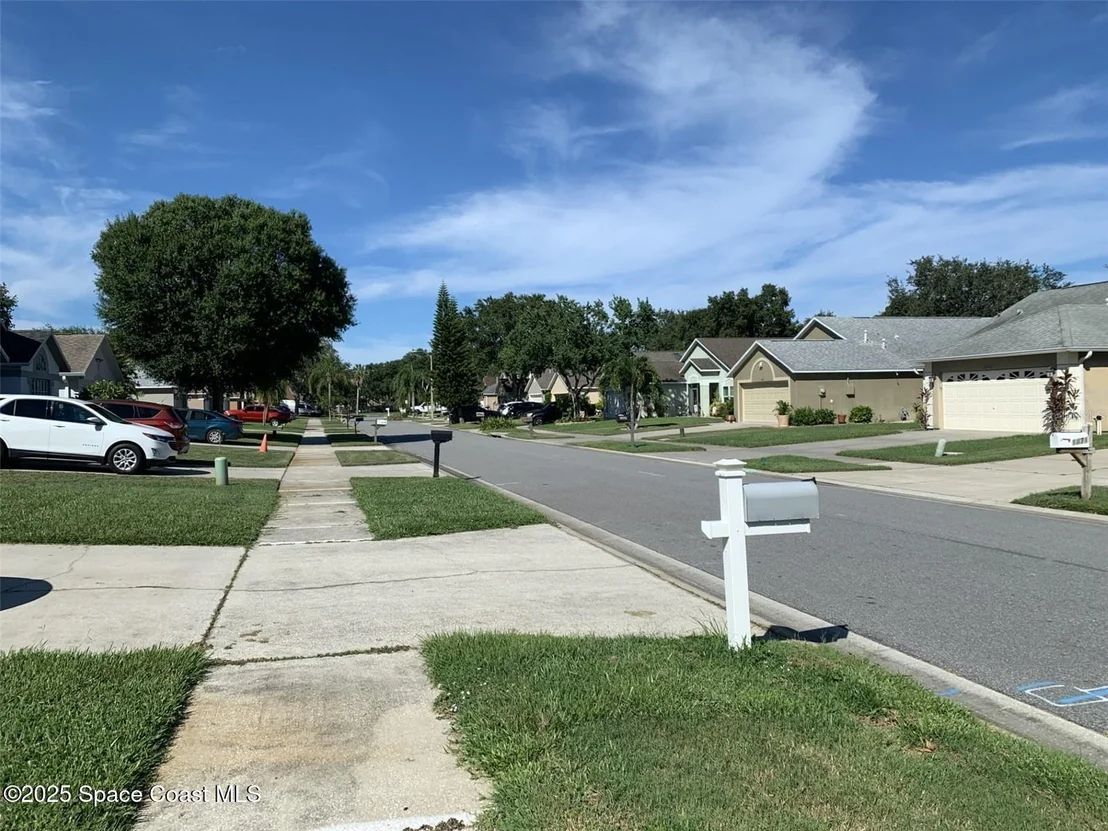 Photo of 1474 Crane Creek Boulevard