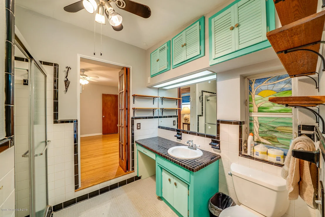 Photo of 124 Lagoon Avenue