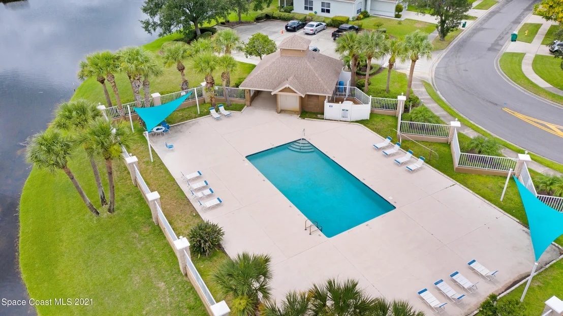 Photo of 7016 Hammock Trace Drive
