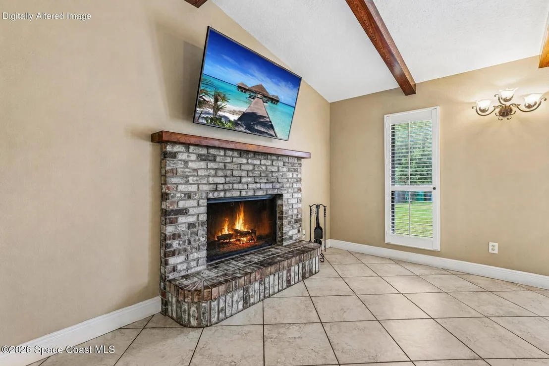 Photo of 2460 Lacourt Lane