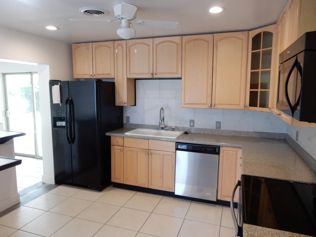 Photo of 230 7th Avenue