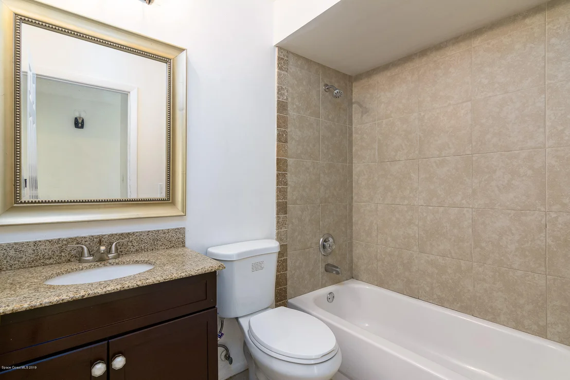 Photo of 1111 Cotton Road NE