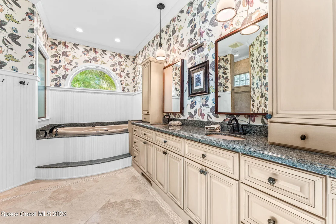 Photo of 891 Peregrine Drive