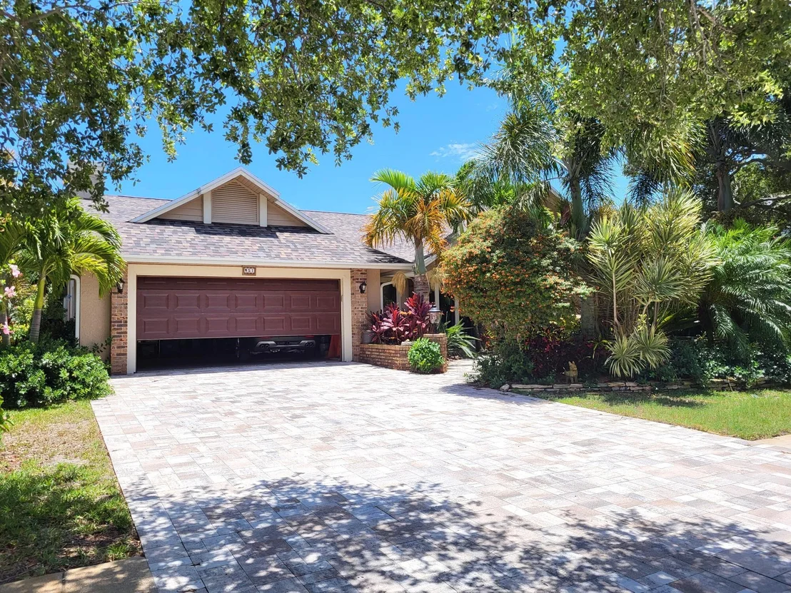 Photo of 451 Mallard Lane