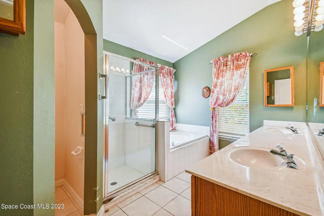 Photo of 2960 Ericusa Lane