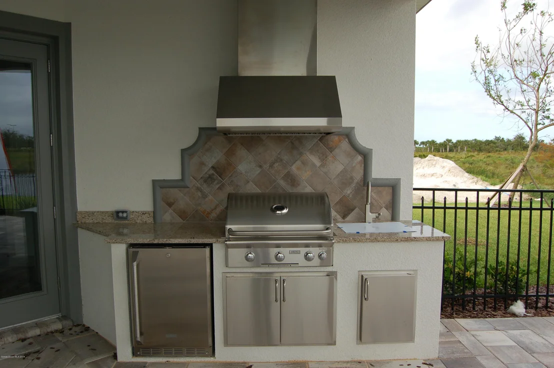 Photo of 2872 Emeldi Lane