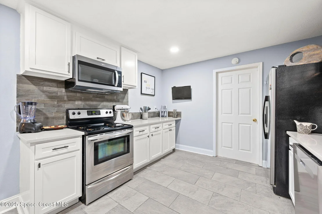 Photo of 6444 Pleasant Avenue