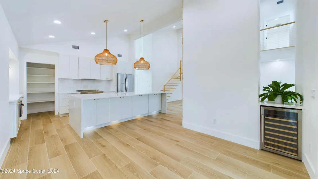Photo of 396 Riverview Lane
