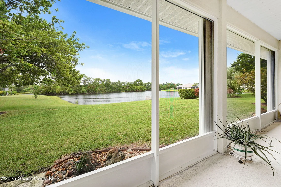 Photo of 5731 Herons Landing Drive