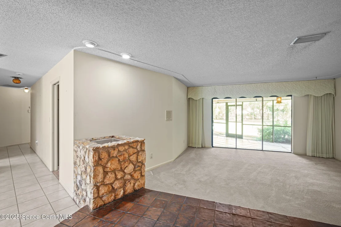 Photo of 1185 Ashlyn Drive
