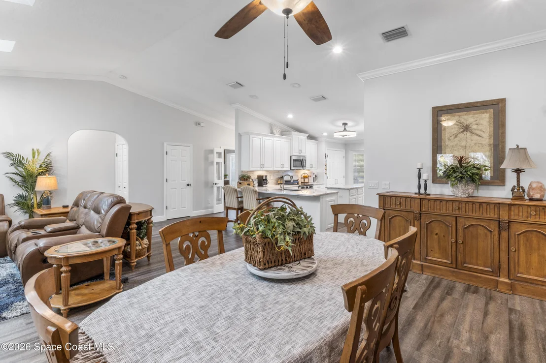 Photo of 5870 39th Lane