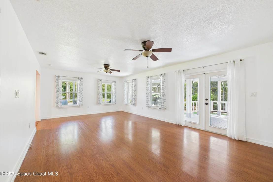 Photo of 3435 Huggins Drive