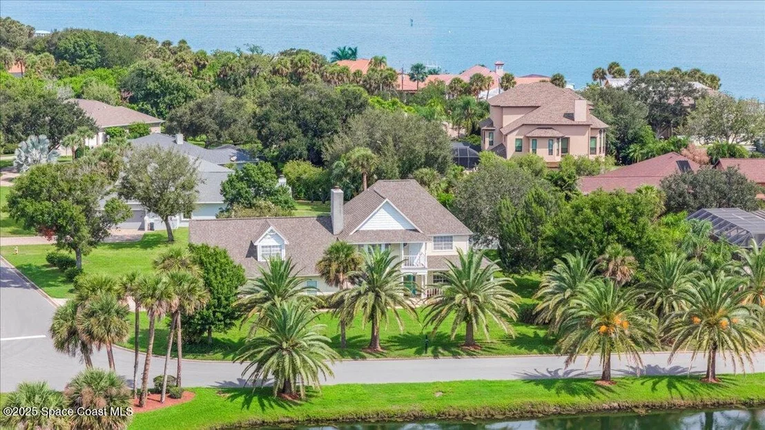 Photo of 110 River Woods Drive