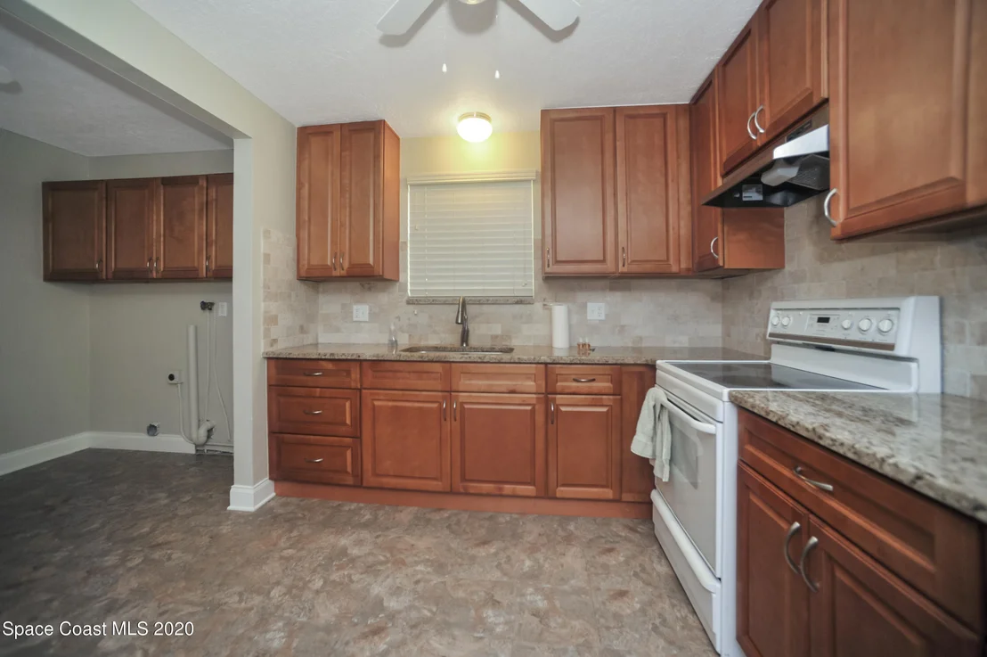 Photo of 1214 VASSAR Lane