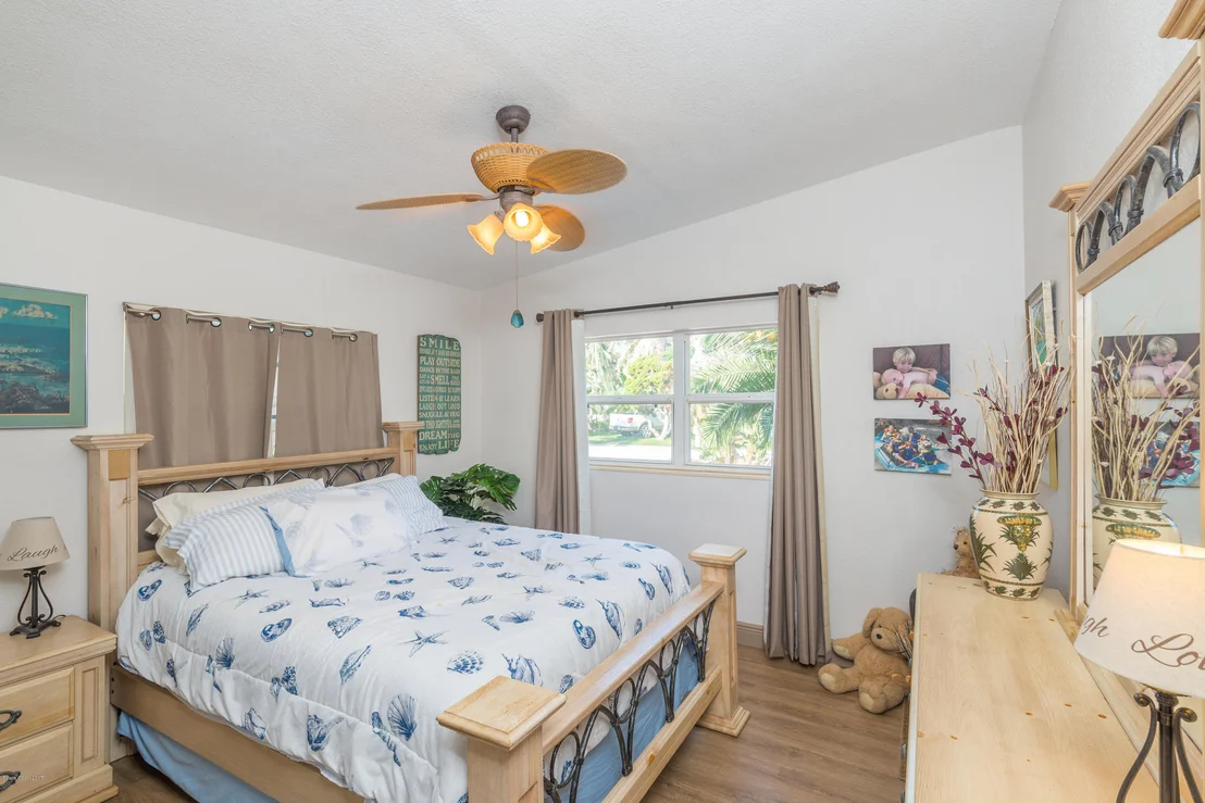 Photo of 423 Angelo Lane