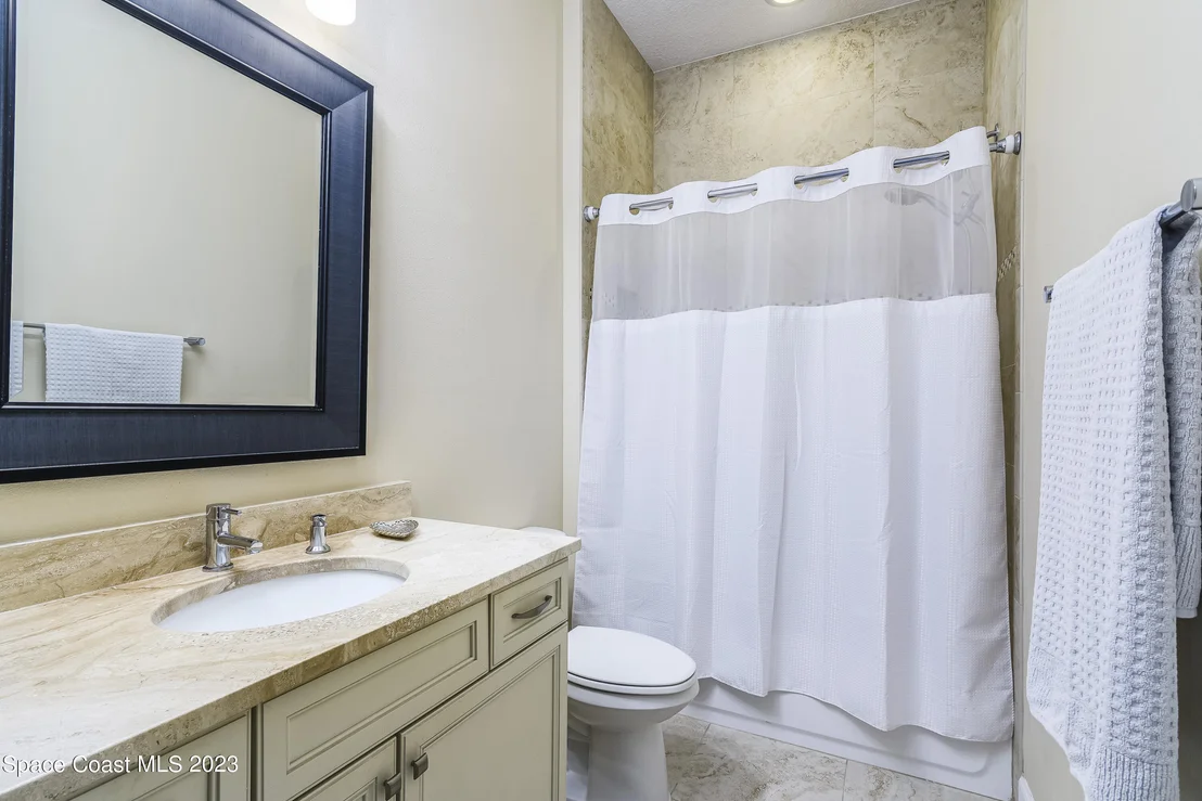 Photo of 814 Lorenza Place