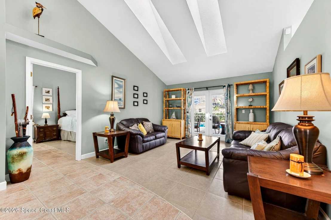 Photo of 1386 York Circle
