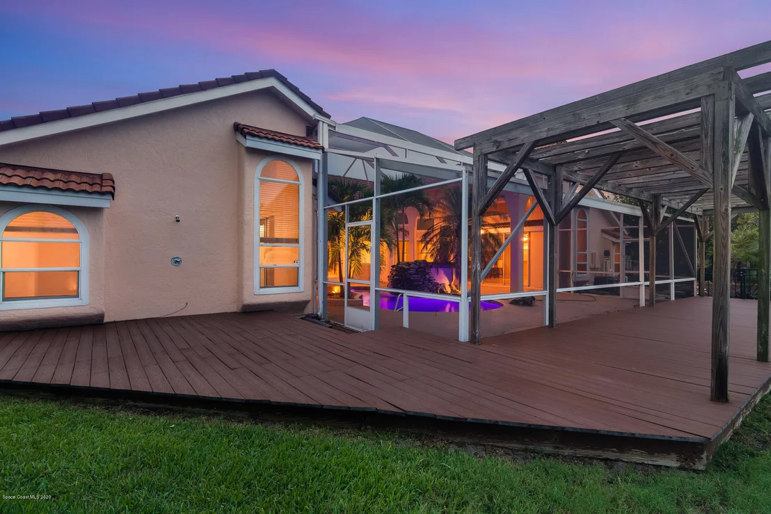 Photo of 845 Sanderling Drive