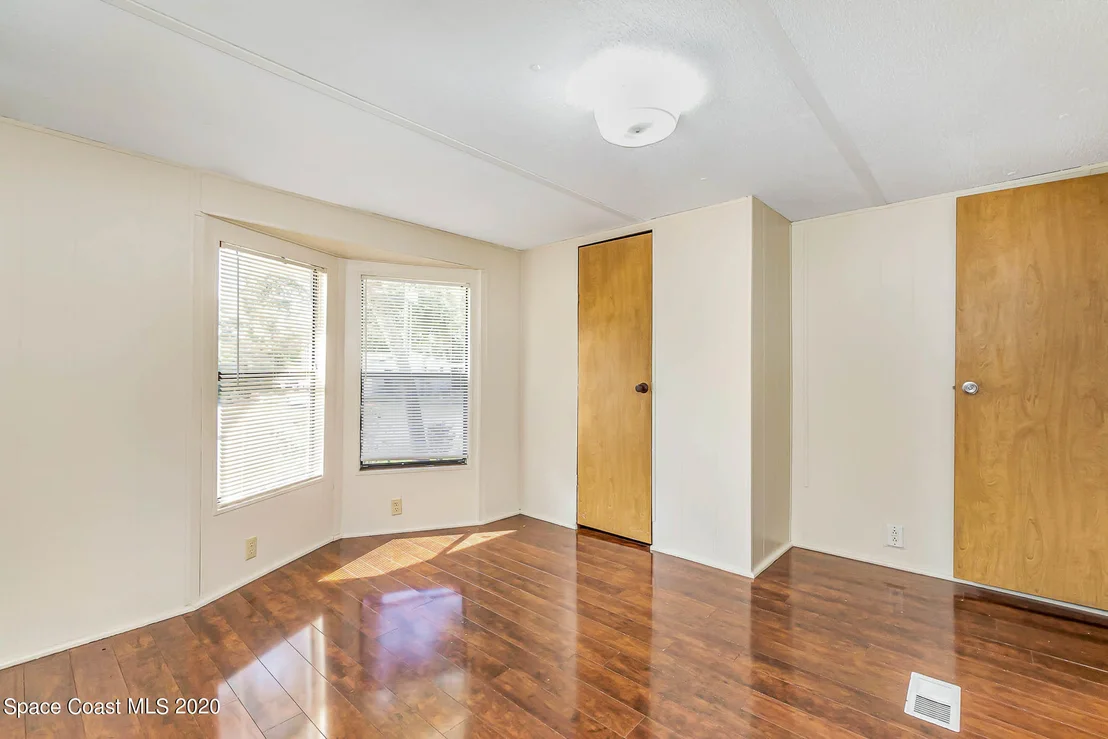 Photo of 131 Vanguard Circle
