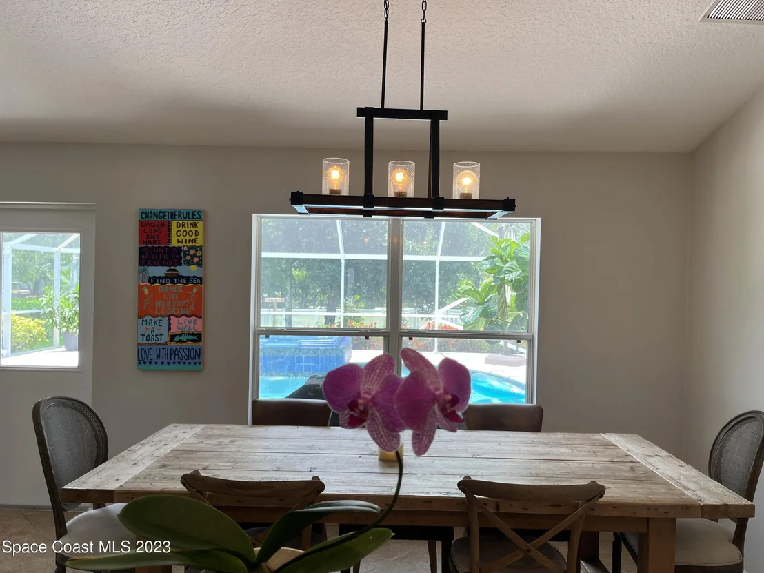 Photo of 997 Gulfstream Avenue