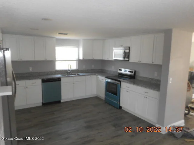 Photo of 335 Maplewood Boulevard