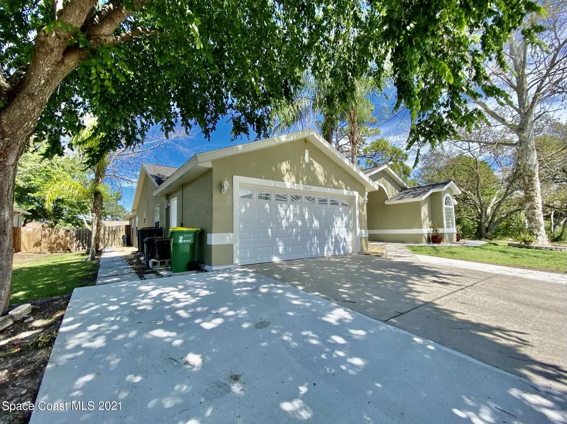 Photo of 5650 Brandon Street