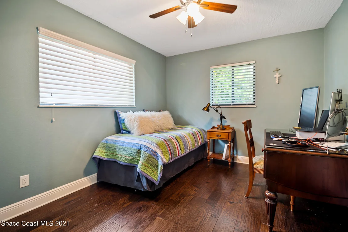 Photo of 380 Mosswood Boulevard