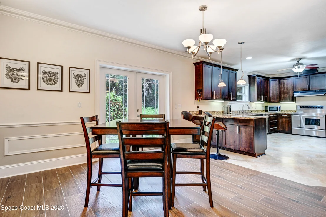 Photo of 6420 South Drive