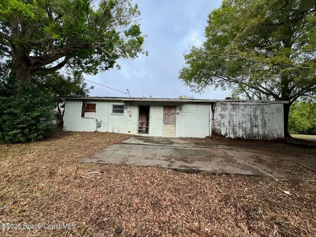 Photo of 2137 Canterbury Lane