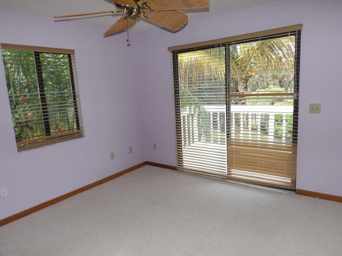 Photo of 6885 Angeles Road