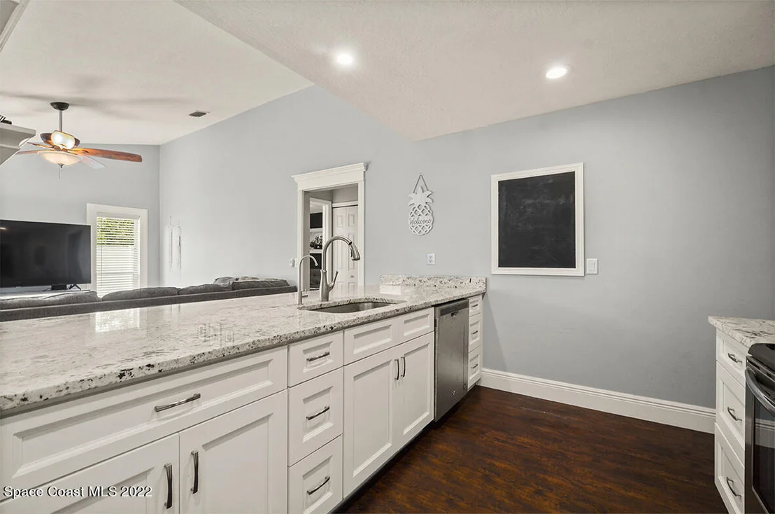 Photo of 1036 Pelican Lane